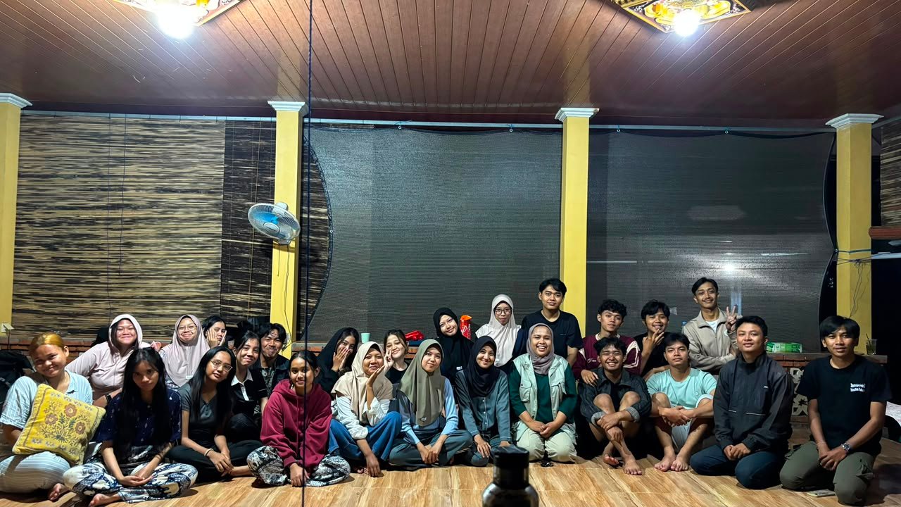 Foto bersama Ibu Dpl